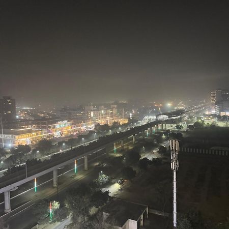 Downtown Dreams Greater Noida Exterior foto